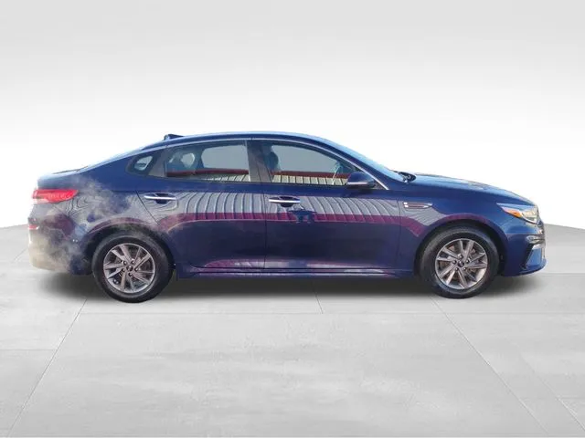 2020 Kia Optima LX - Photo 7