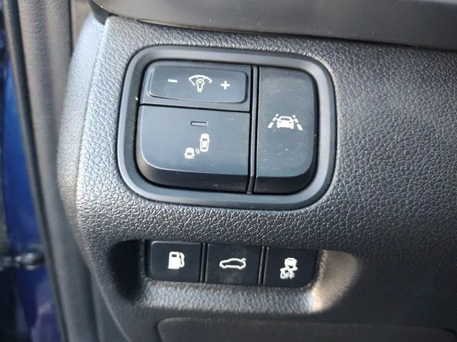 2020 Kia Optima LX - Photo 32