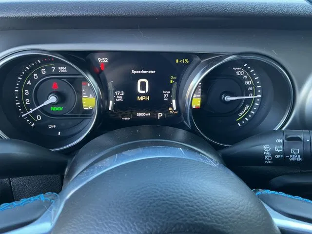 Jeep Wrangler photo 33