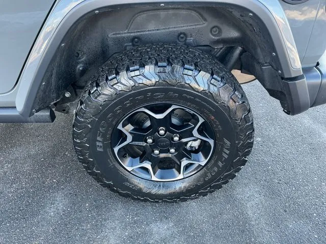 Jeep Wrangler photo 15