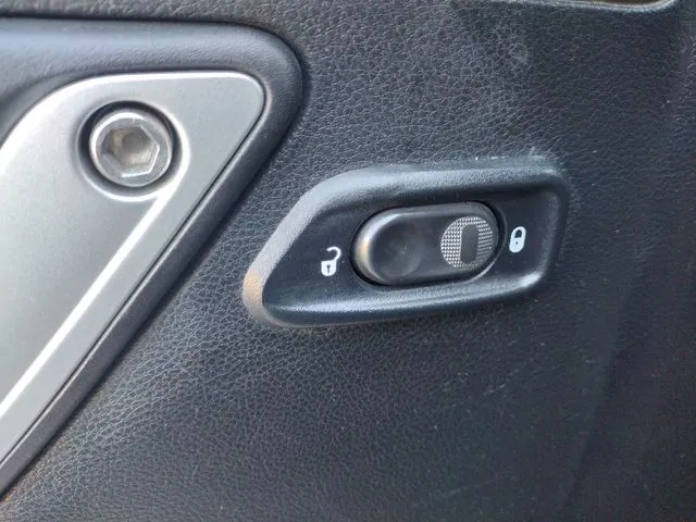 2012 Jeep Wrangler Unlimited Sahara - Photo 25