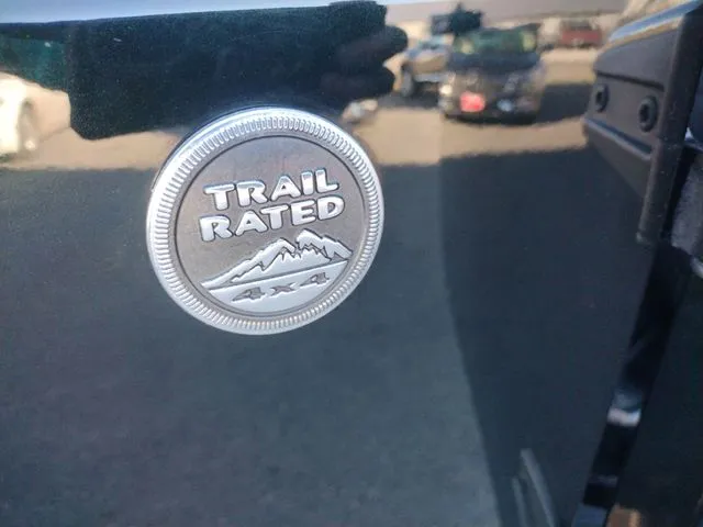 2012 Jeep Wrangler Unlimited Sahara - Photo 21