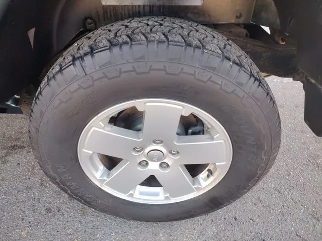 2012 Jeep Wrangler Unlimited Sahara - Photo 14