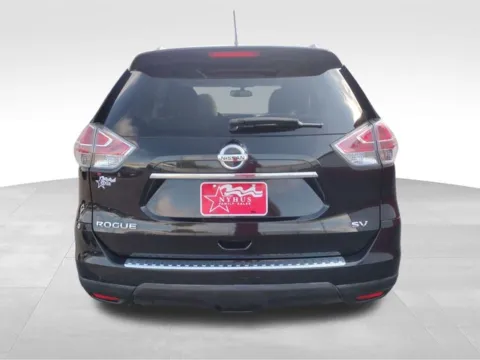 More photos of 2016 Nissan Rogue SV at Nyhus Family Sales, MN