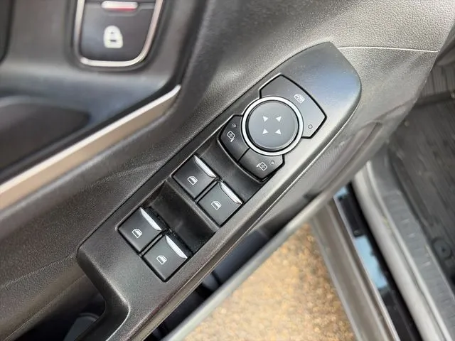 Ford Escape photo 26