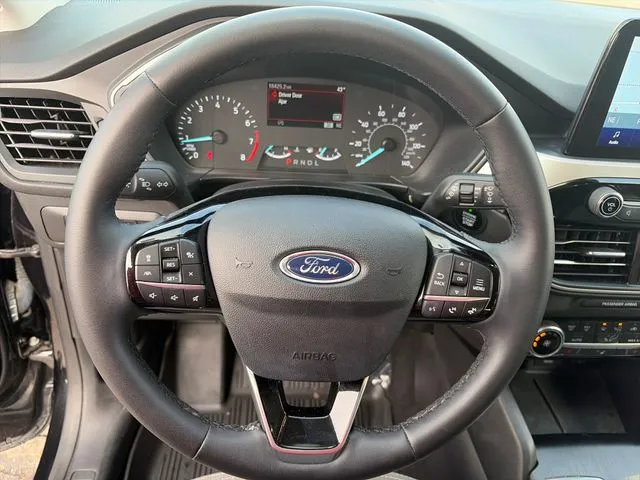 Ford Escape photo 27
