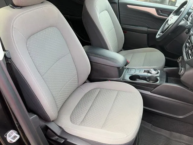Ford Escape photo 37