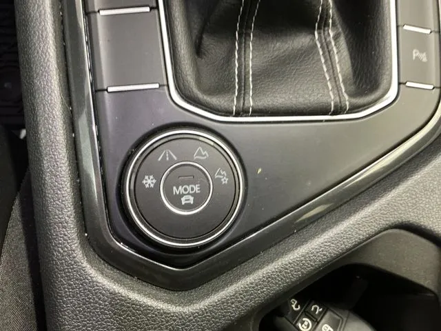 2022 Volkswagen Tiguan SE R-LINE BLACK - Photo 57