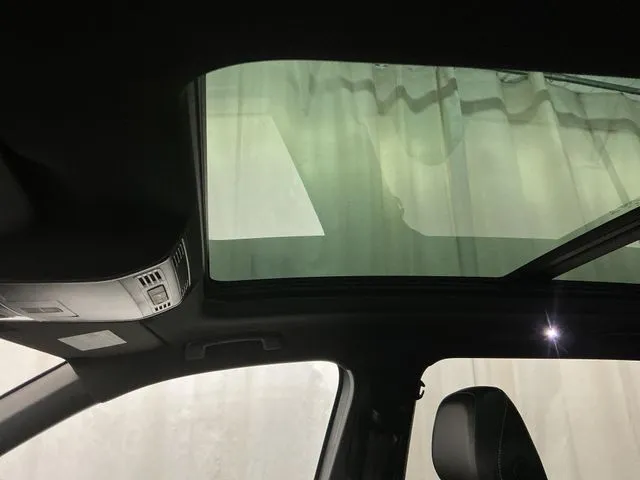 2022 Volkswagen Tiguan SE R-LINE BLACK - Photo 25