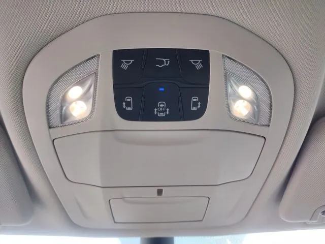 2024 Chrysler Pacifica Touring L - Photo 67