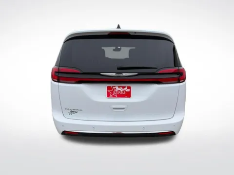 More photos of 2024 Chrysler Pacifica Touring L at Nyhus Family Sales, MN