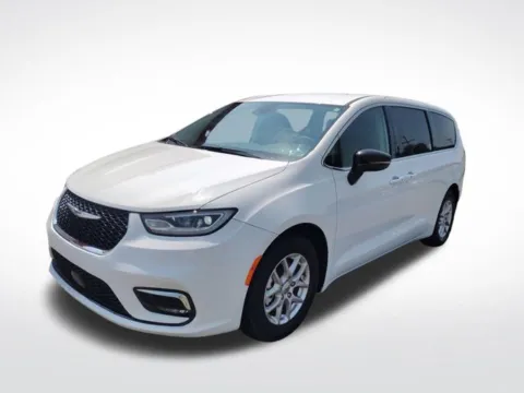 White 2024 Chrysler Pacifica Touring L for sale in Perham, MN