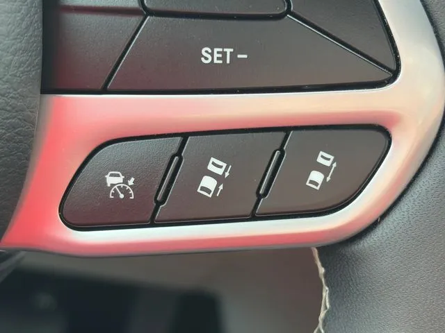 2024 Chrysler Pacifica Touring L - Photo 48