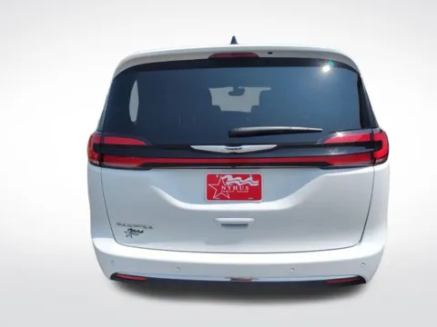 More photos of 2024 Chrysler Pacifica Touring L at Nyhus Family Sales, MN