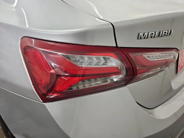 2022 Chevrolet Malibu 1LT - Photo 19
