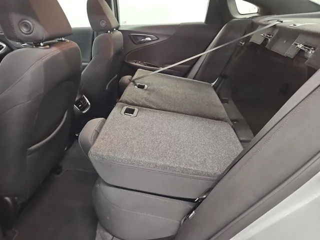 2022 Chevrolet Malibu 1LT - Photo 39