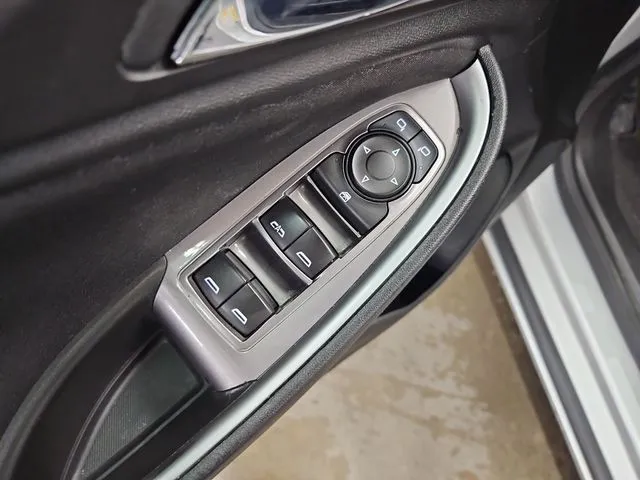 2022 Chevrolet Malibu 1LT - Photo 23