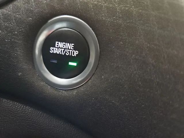 2022 Chevrolet Malibu 1LT - Photo 43