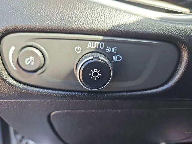 2022 Chevrolet Malibu 1LT - Photo 52