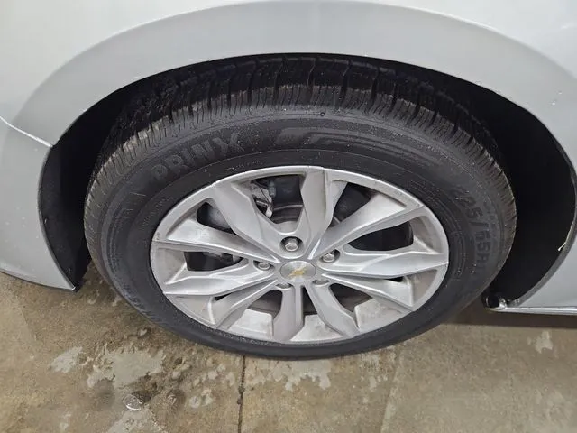 2022 Chevrolet Malibu 1LT - Photo 11