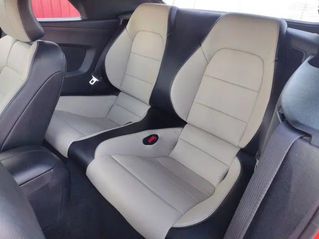 2016 Ford Mustang EcoBoost Premium - Photo 43