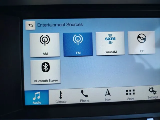 2016 Ford Mustang EcoBoost Premium - Photo 28