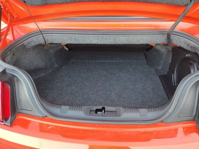 2016 Ford Mustang EcoBoost Premium - Photo 39