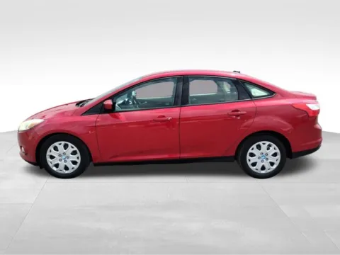 Photos of 2012 Ford Focus SE for sale in Perham, MN at Nyhus Family Sales