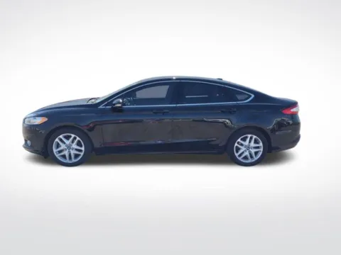 Photos of 2016 Ford Fusion SE for sale in Perham, MN at Nyhus Family Sales