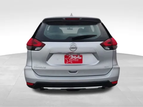 More photos of 2018 Nissan Rogue S at Nyhus Family Sales, MN