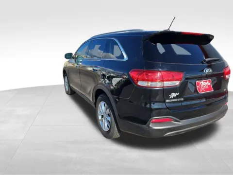 More photos of 2017 Kia Sorento LX at Nyhus Family Sales, MN