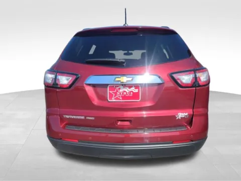 More photos of 2017 Chevrolet Traverse LT at Nyhus Family Sales, MN