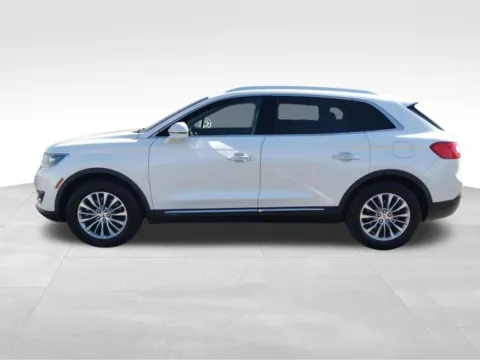 Photos of 2018 Lincoln MKX Select for sale in Perham, MN at Nyhus Family Sales