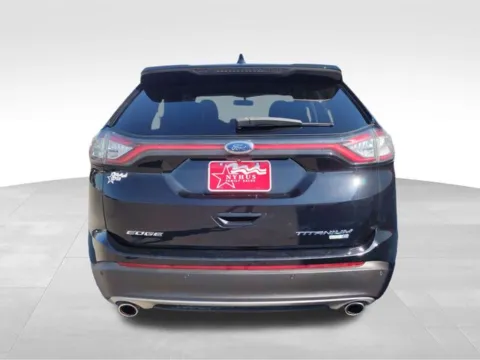 More photos of 2018 Ford Edge Titanium at Nyhus Family Sales, MN