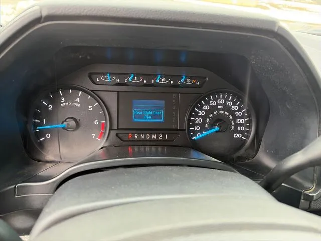 Ford F350SD photo 27