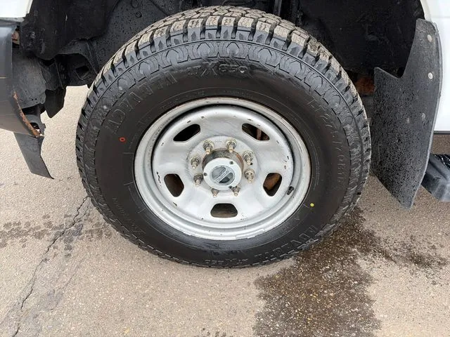 Ford F350SD photo 11