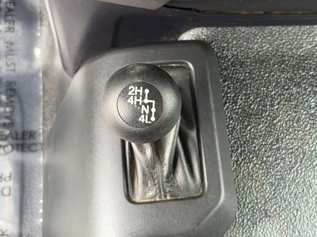 Ford F350SD photo 35
