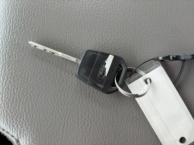 Ford F350SD photo 42