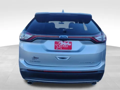 More photos of 2018 Ford Edge Titanium at Nyhus Family Sales, MN