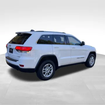 More photos of 2018 Jeep Grand Cherokee Laredo E at Nyhus Family Sales, MN