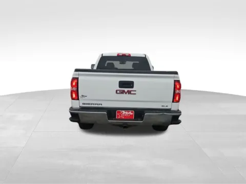 More photos of 2017 GMC Sierra 1500 SLE at Nyhus Family Sales, MN