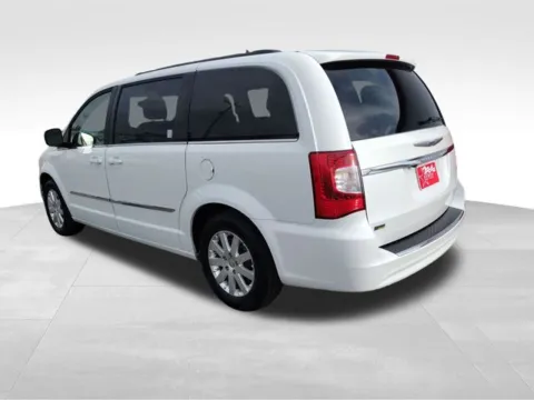 More photos of 2016 Chrysler Town & Country Touring at Nyhus Family Sales, MN