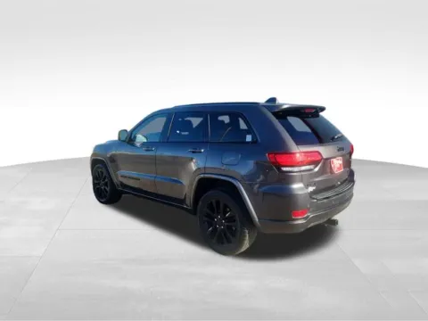 More photos of 2017 Jeep Grand Cherokee Altitude at Nyhus Family Sales, MN