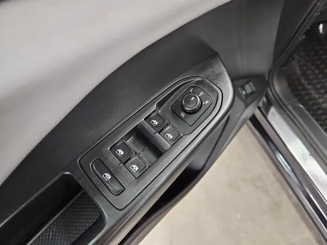 Volkswagen Taos photo 24