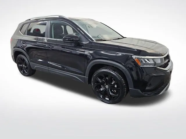 Volkswagen Taos photo 10
