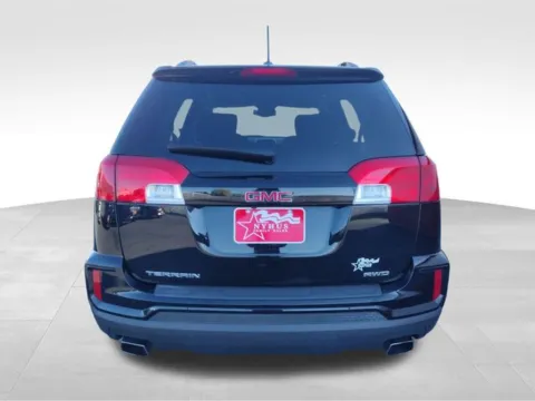 More photos of 2017 GMC Terrain SLE-2 at Nyhus Family Sales, MN