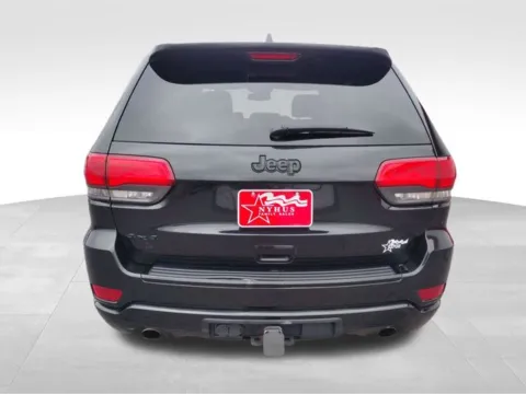 More photos of 2015 Jeep Grand Cherokee Altitude at Nyhus Family Sales, MN