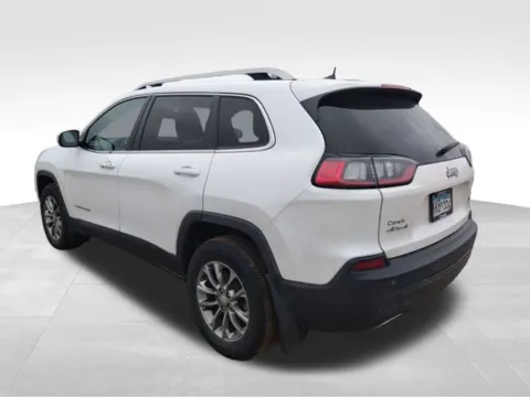 Photos of 2019 Jeep Cherokee Latitude Plus for sale in Perham, MN at Nyhus Family Sales