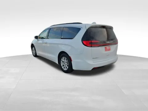 More photos of 2022 Chrysler Pacifica Touring L at Nyhus Family Sales, MN