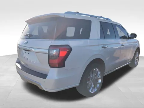 More photos of 2018 Ford Expedition Platinum at Nyhus Family Sales, MN